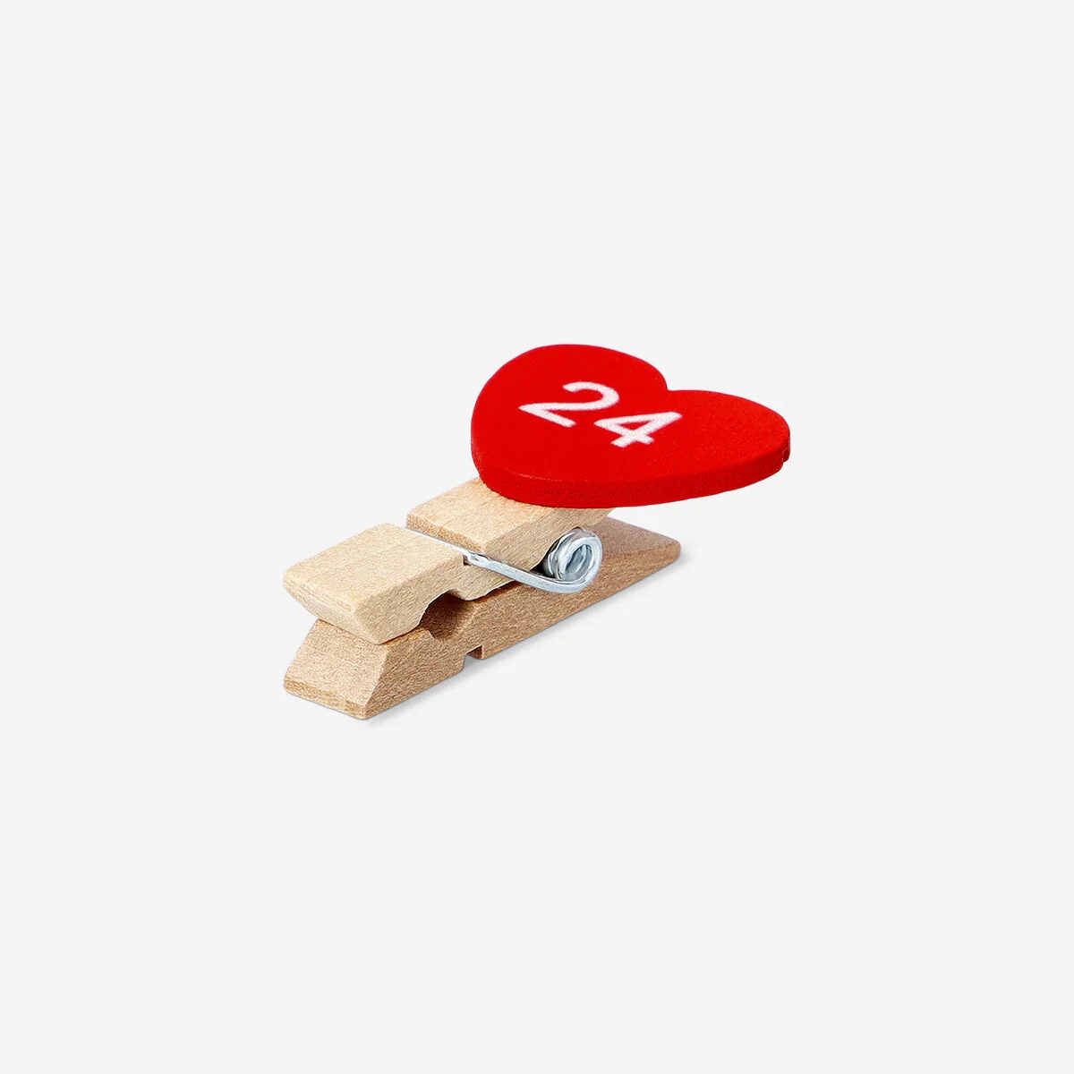 Pegs with hearts and numbers - 24 pcs - Image 3